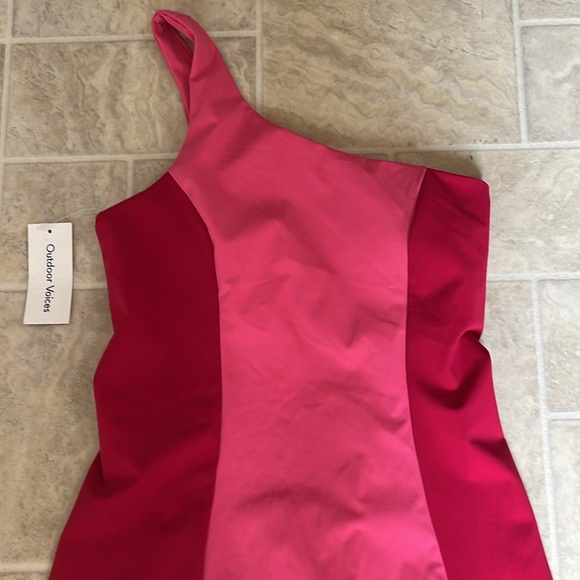 NWT Outdoor voices one shoulder dress. - Picture 2 of 5
